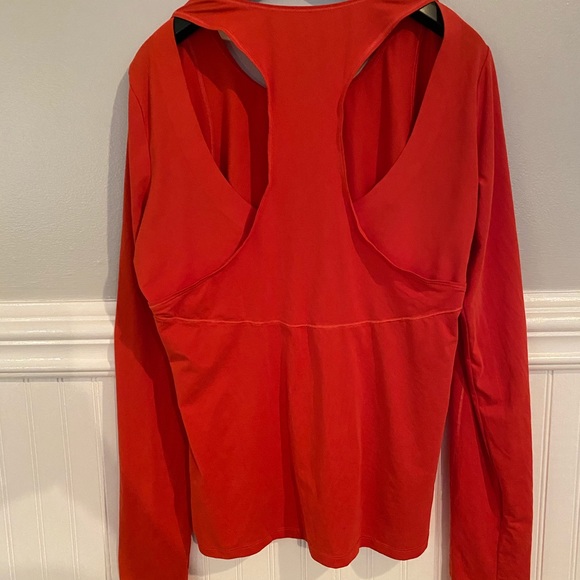 Athleta Workout Top - Picture 6 of 6